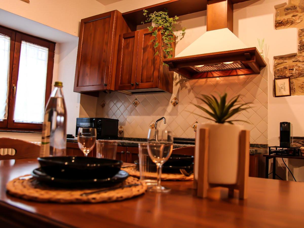 Ferienwohnung Casa Armanni - La Tua Casa Di Pietra Gubbio Exterior foto